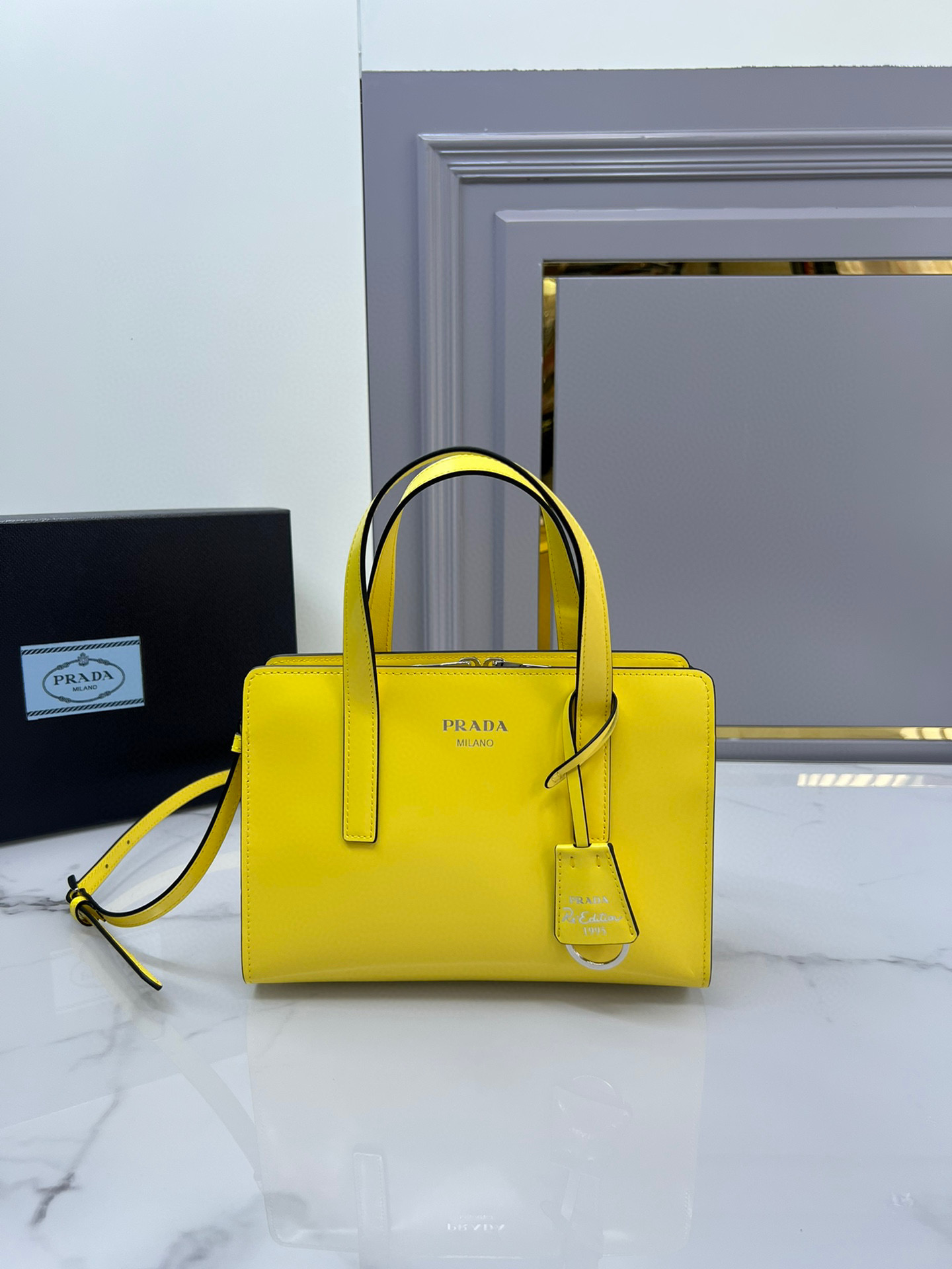 프라다 여자가방 1BA357