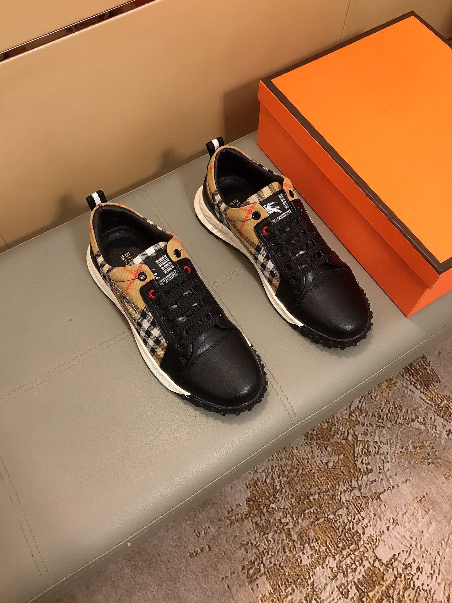 버버리 남자 스니커즈 신발 운동화