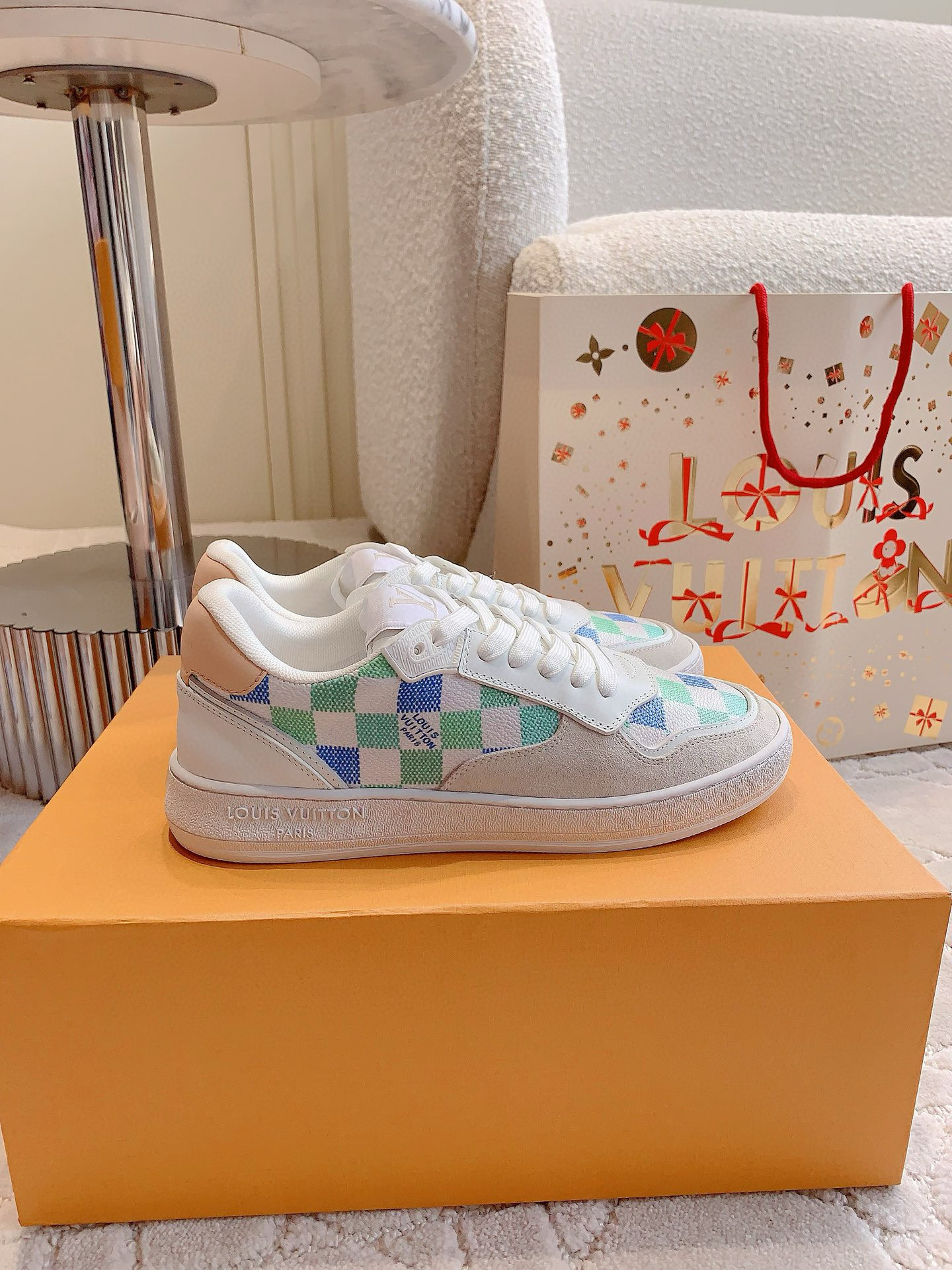 루이비통 남녀공용 스니커즈 운동화 신발