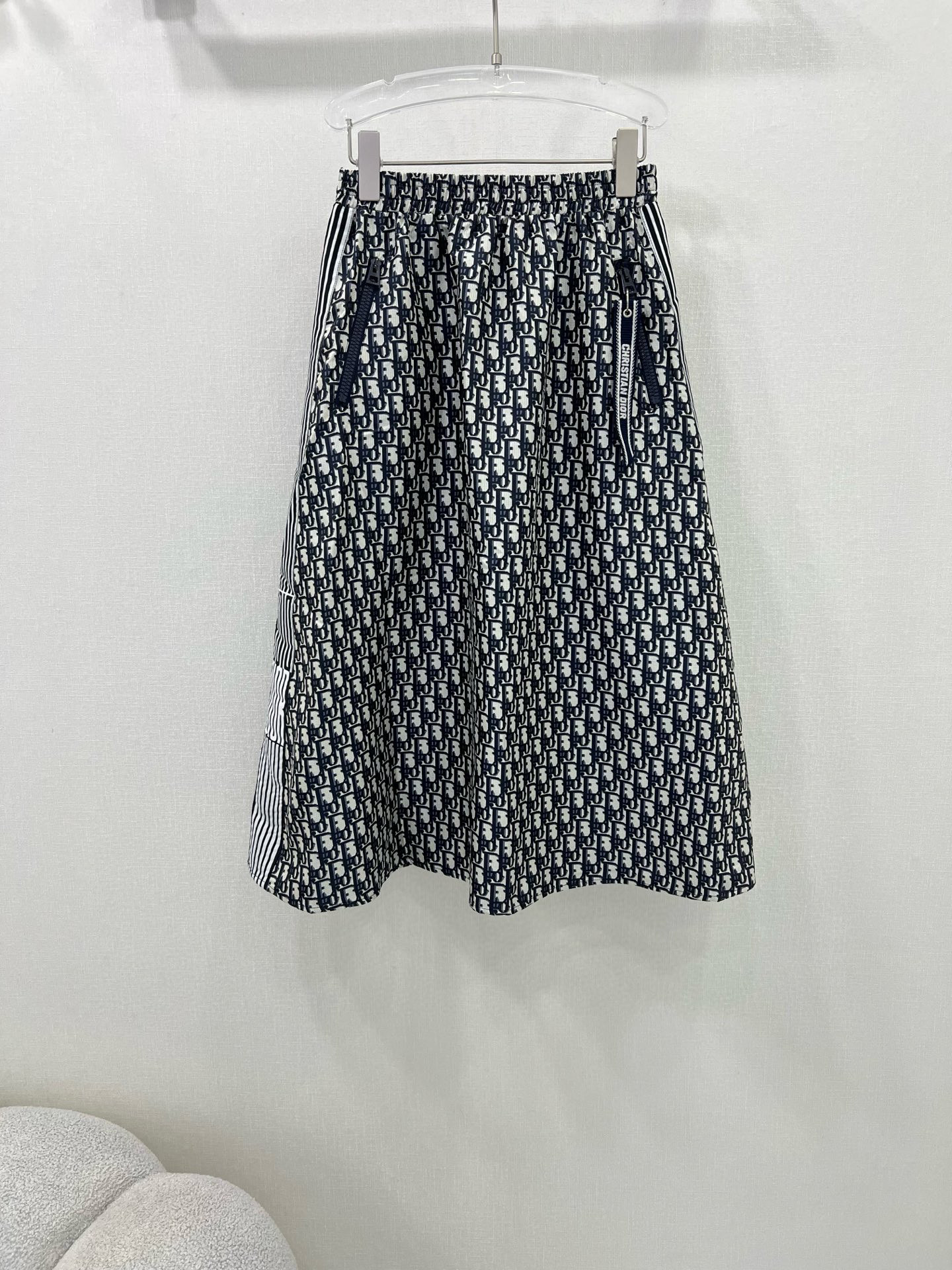 디올 여자 치마