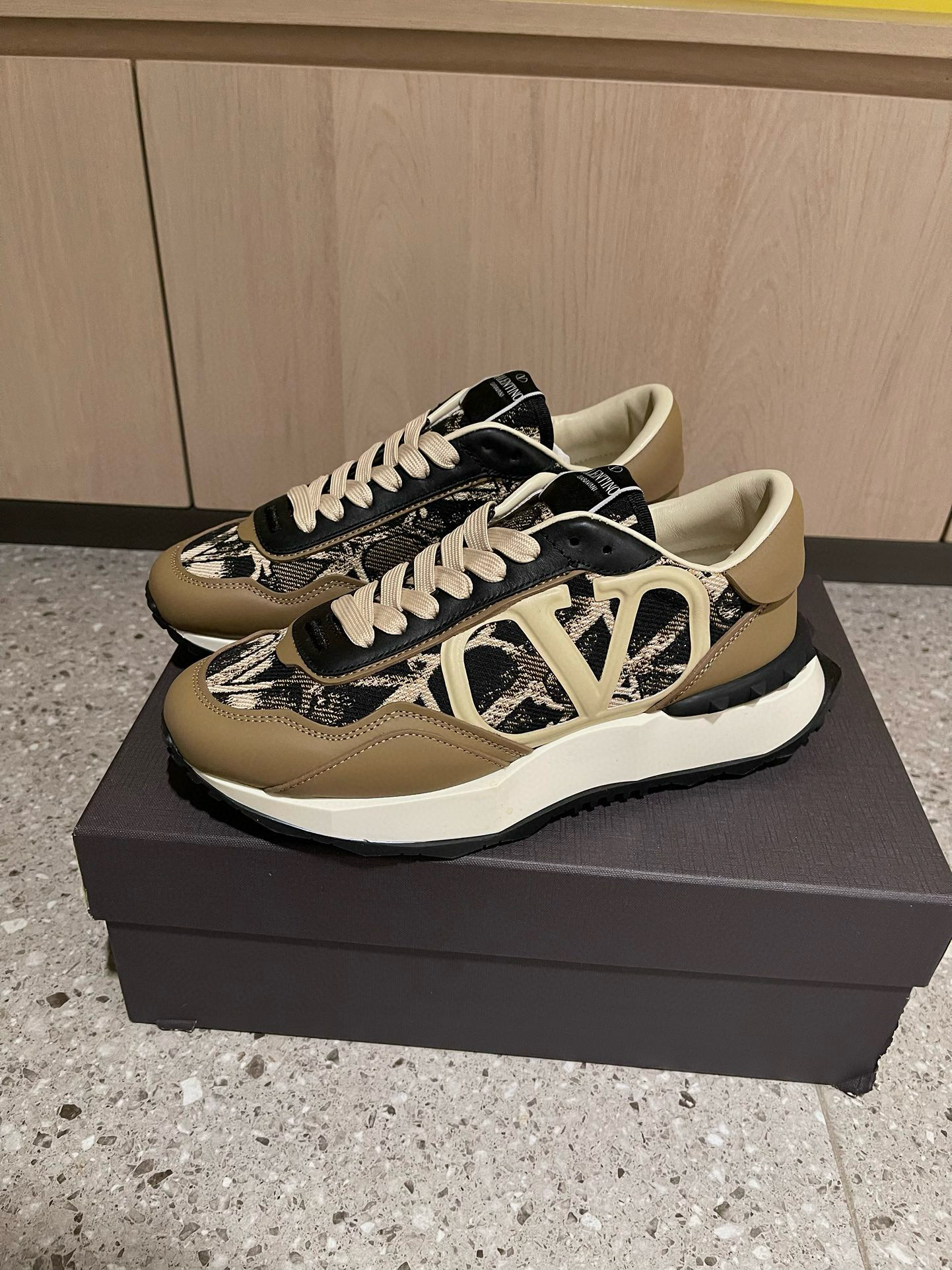 발렌티노 남자 신발 운동화 스니커즈