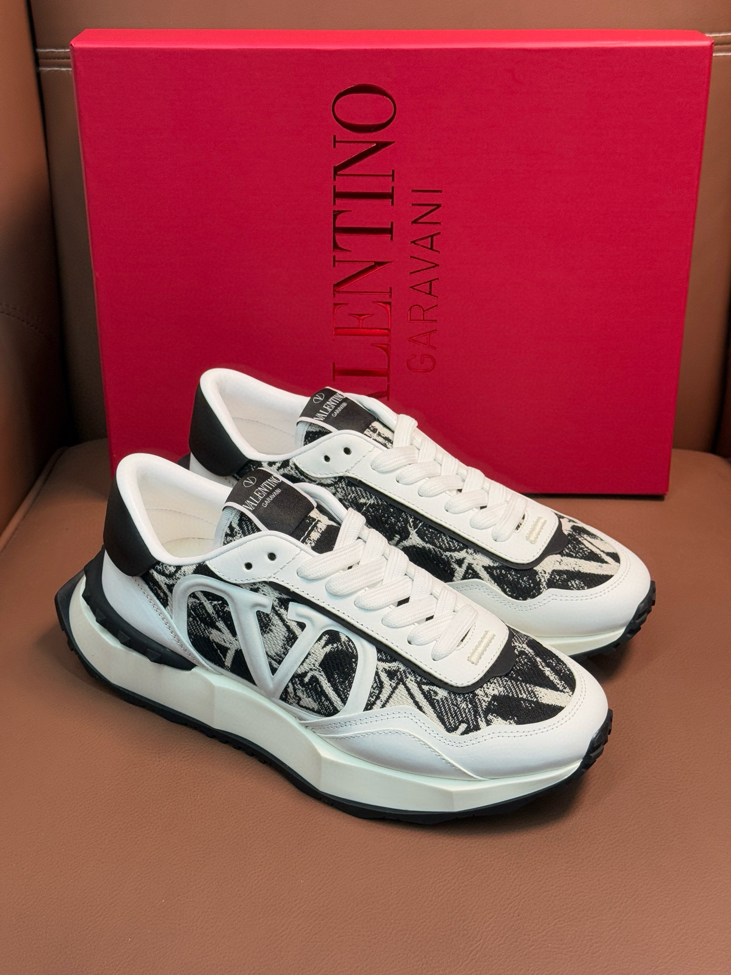 발렌티노 남자 신발 운동화 스니커즈