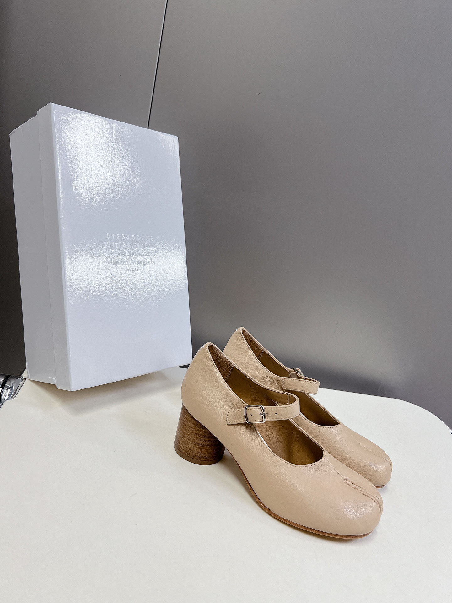 메종 마르지엘라 여자 구두