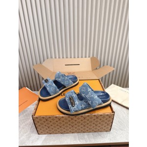 루이비통 남여 공용 슬리퍼