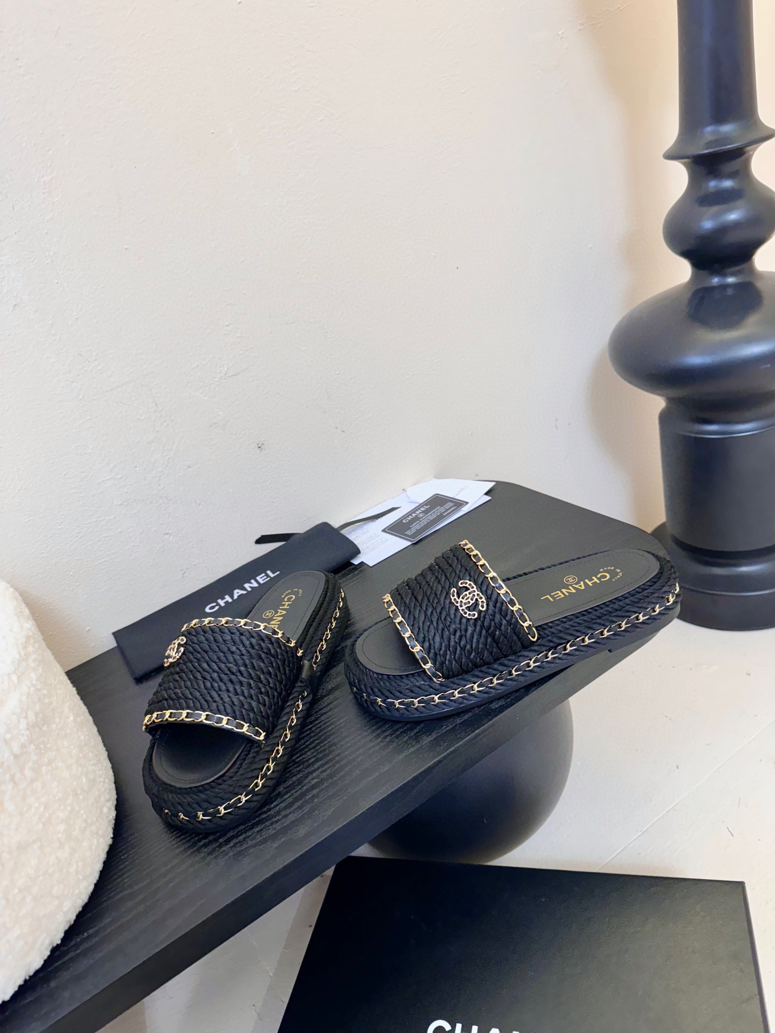샤넬 여자 슬리퍼