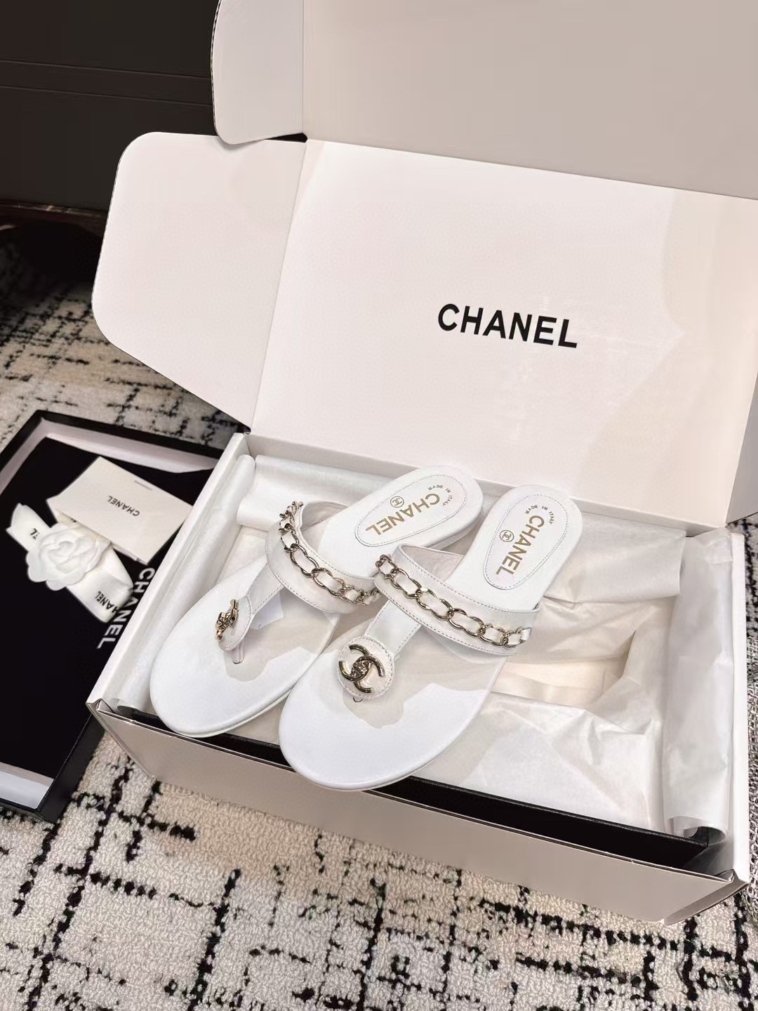 샤넬 여자 슬리퍼