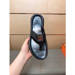 루이비통 남자 슬리퍼