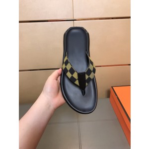 루이비통 남자 슬리퍼