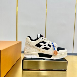 루이비통 트레이너 남녀공용 신발 운동화 스니커즈