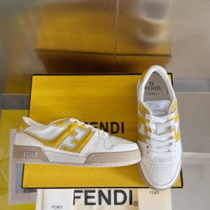 펜디 남녀공용 신발 운동화 스니커즈