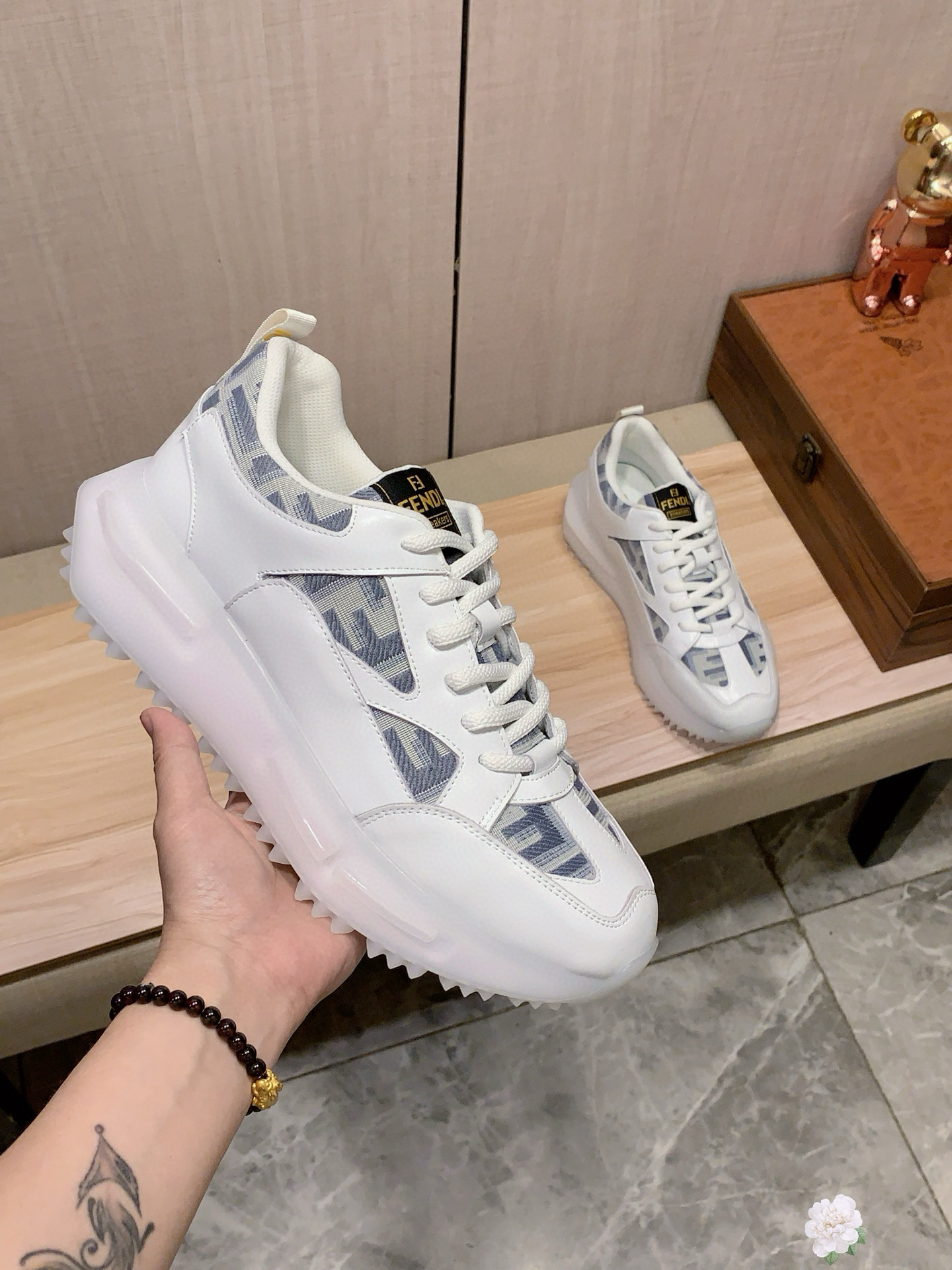 펜디 남자신발 운동화 스니커즈