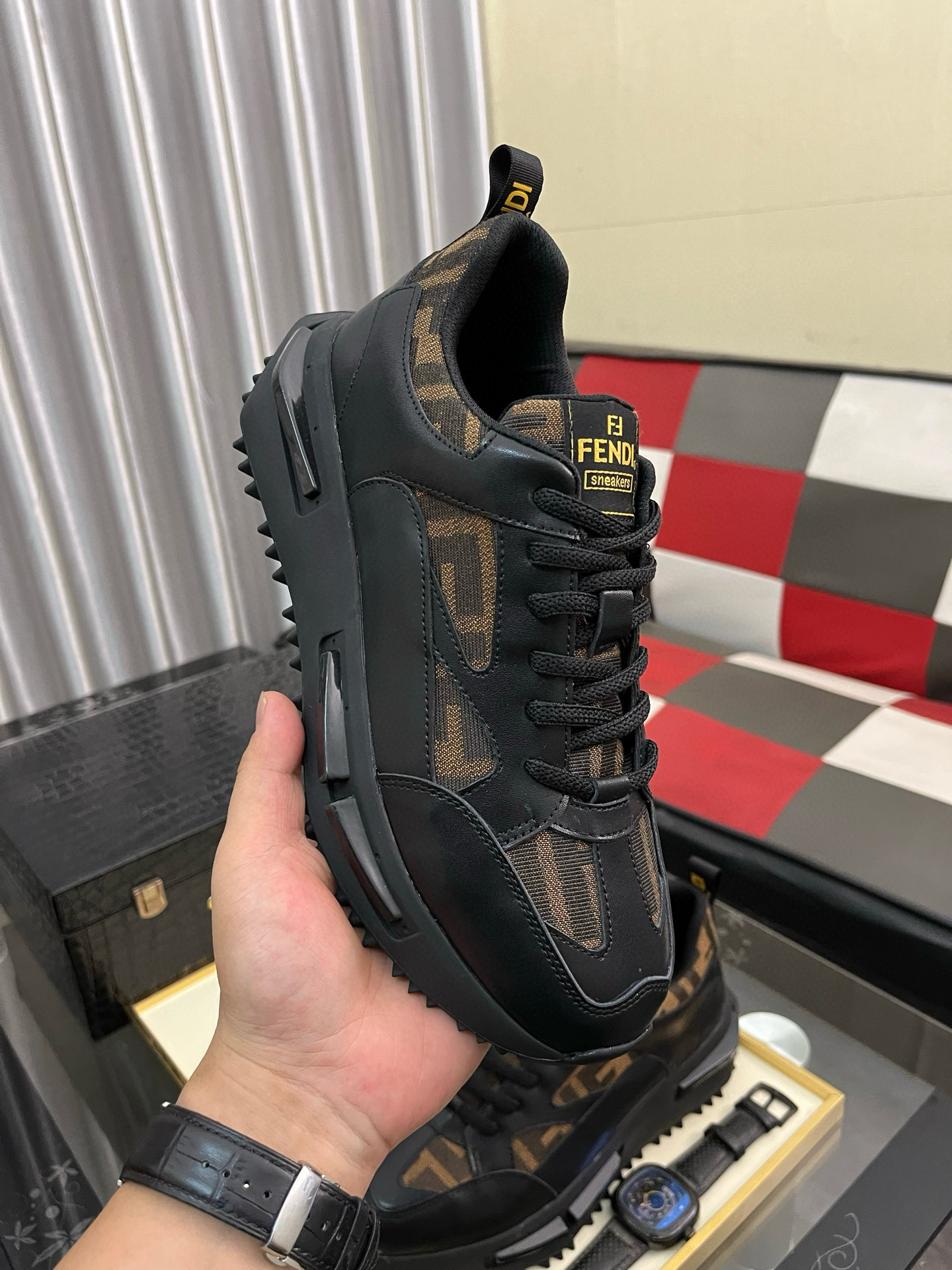 펜디 남자신발 운동화 스니커즈