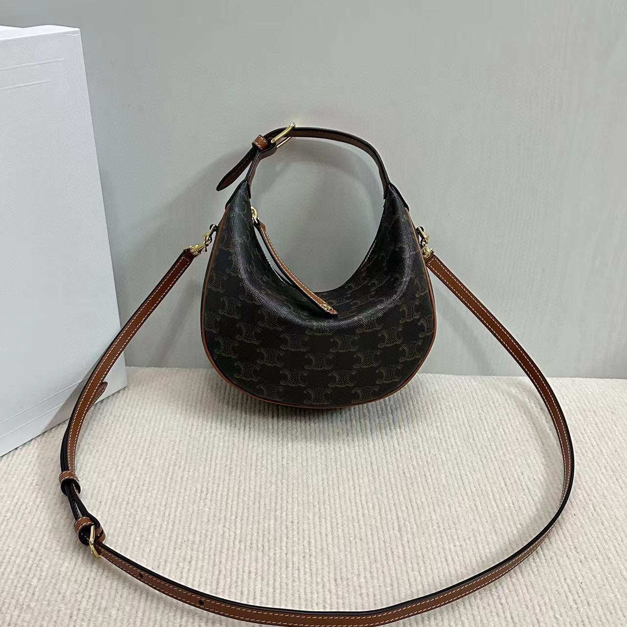 셀린느 여자가방 120722