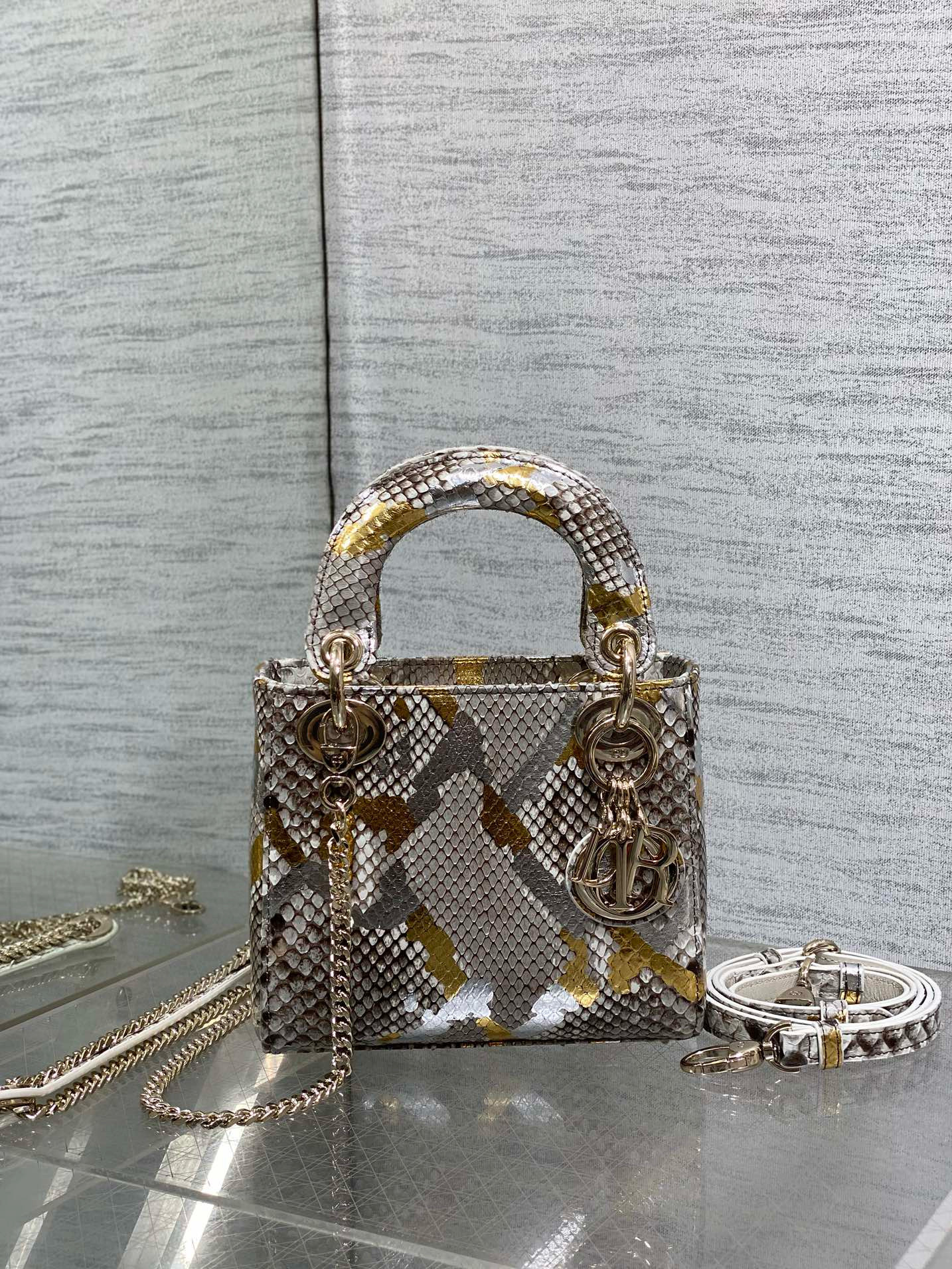 디올 레이디 백 여자가방