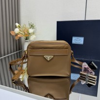 프라다 1BH218 남녀공용가방