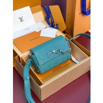 루이비통 M13889 남자가방