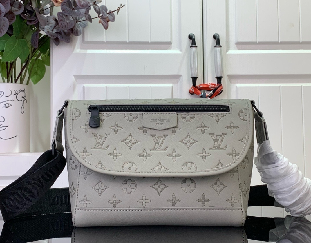 루이비통 M14912 남녀공용가방