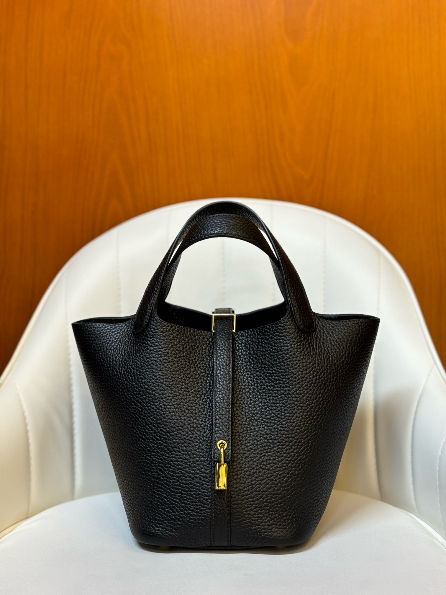 에르메스 피코탄 18 클레망스가죽 여자가방