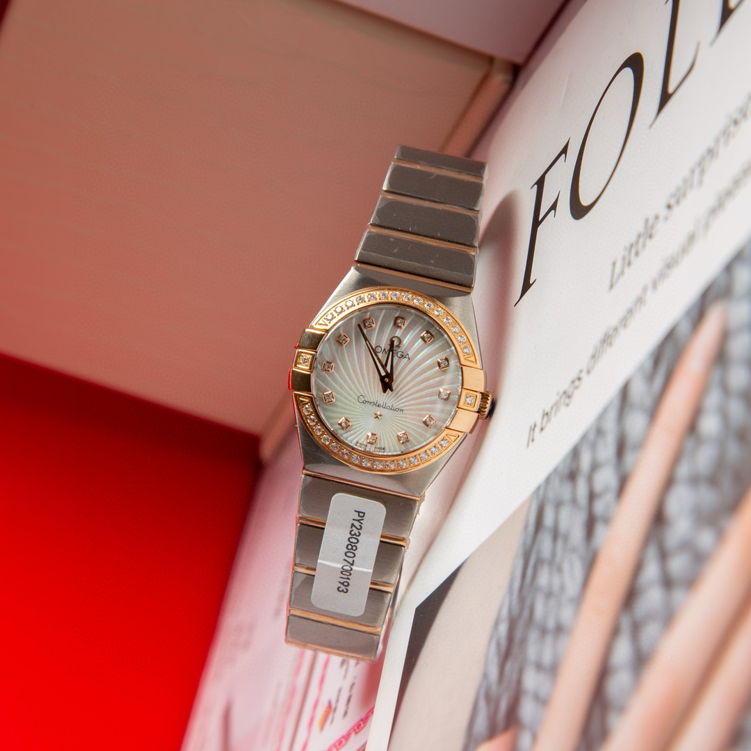 오메가 미러급 여자시계