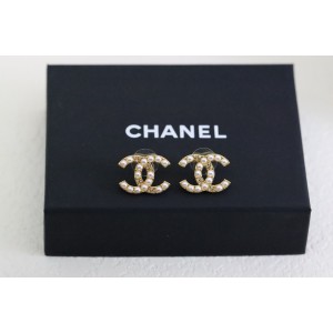 샤넬 귀걸이