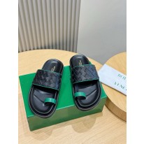 보테가베네타 남자 슬리퍼