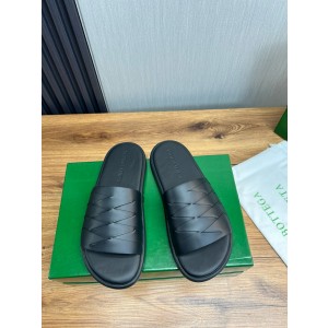 보테가베네타 남자 슬리퍼