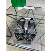 보테가베네타 남자 샌들