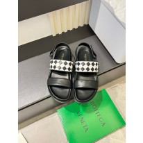 보테가베네타 남자 샌들