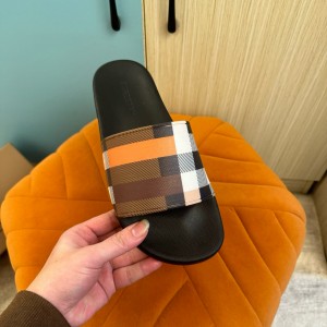 버버리 남녀공용 슬리퍼