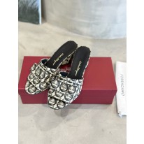 페라가모 5cm 여자 슬리퍼