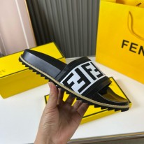 펜디 남자 슬리퍼