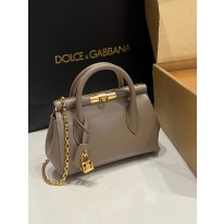 돌체앤가바나 여자가방