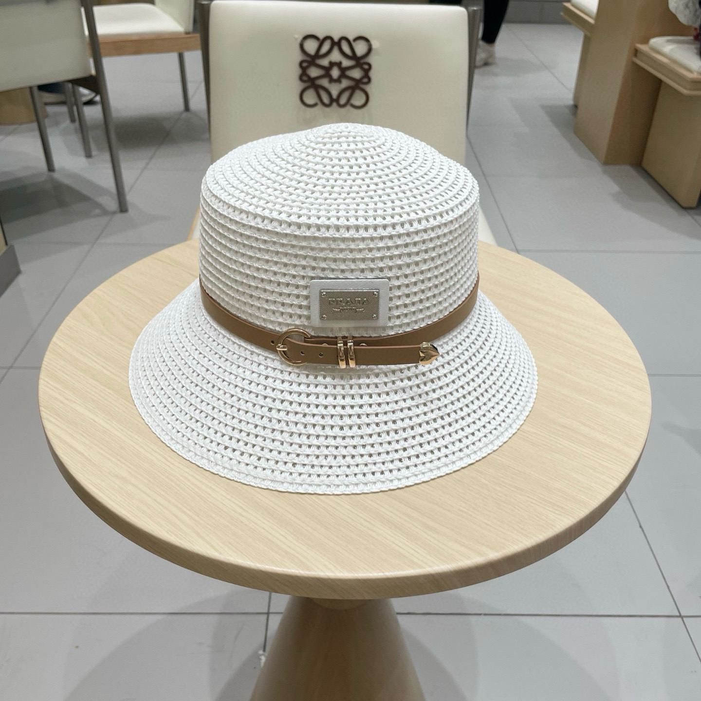 프라다 모자