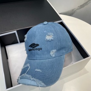 발렌시아가 모자