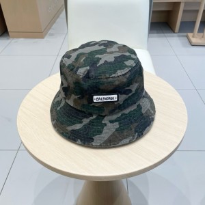 발렌시아가 모자