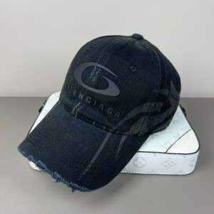 발렌시아가 모자