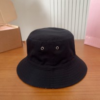 디올 모자