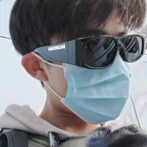 발렌시아가 선글라스