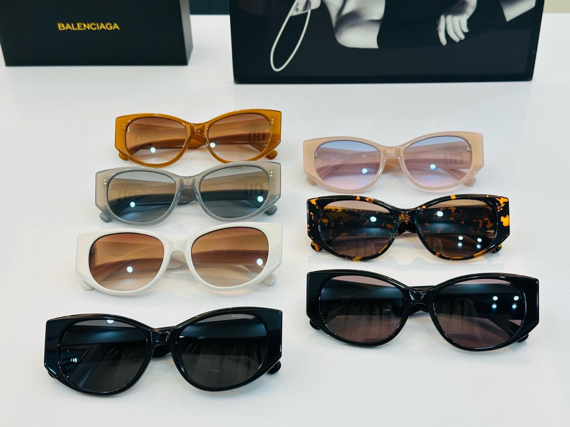 발렌시아가 7컬러 선글라스