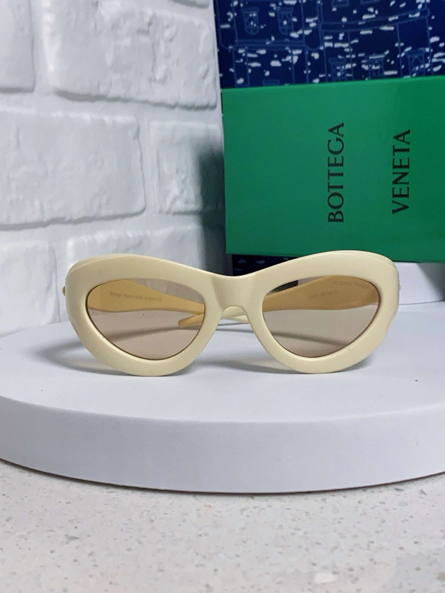 보테가베네타  선글라스