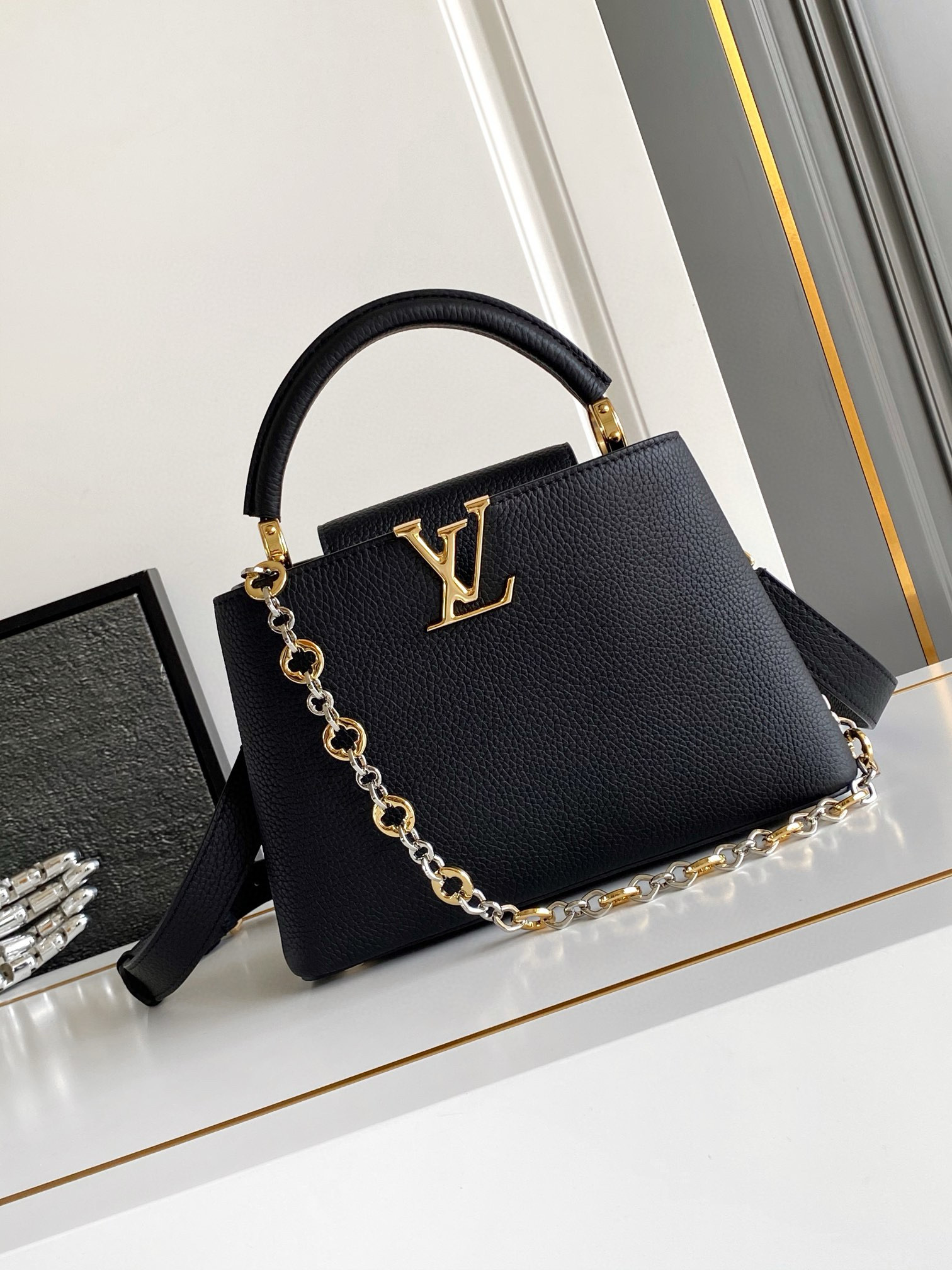 루이비통 M12936 여자가방