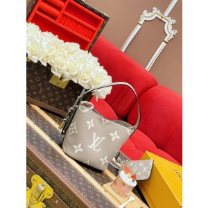 루이비통 M13045 여자가방