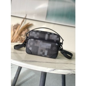 루이비통 M14988 남녀공용가방