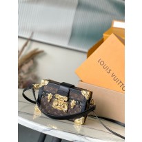 루이비통  M13738 여자가방