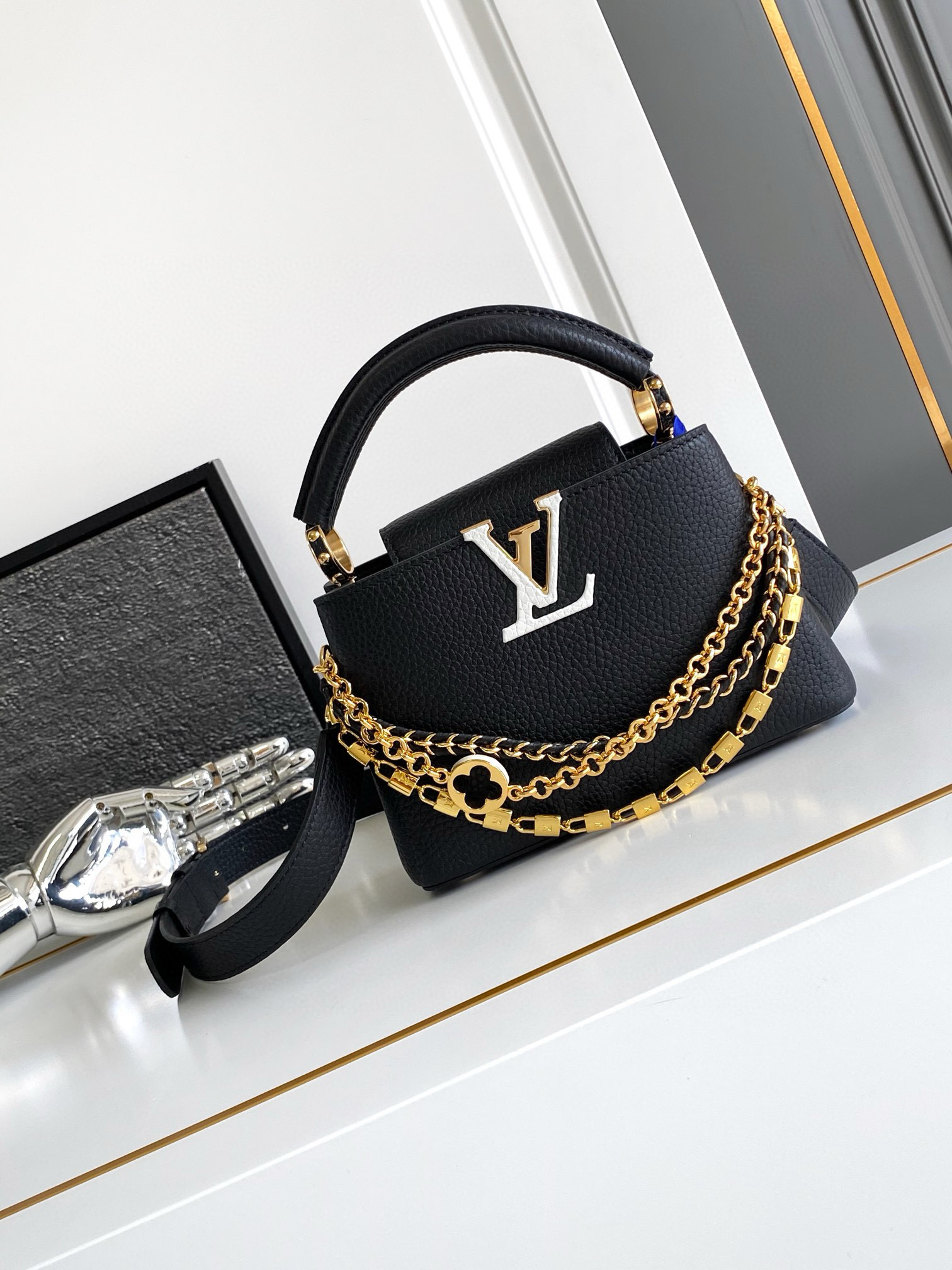 루이비통  M11906 여자가방