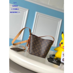루이비통 M12925 여자가방
