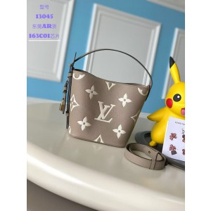 루이비통 M13045 여자가방