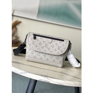 루이비통 M14912 남자가방