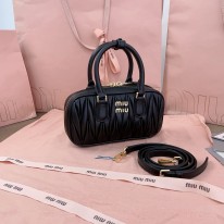 미우미우 5BP088 여자가방
