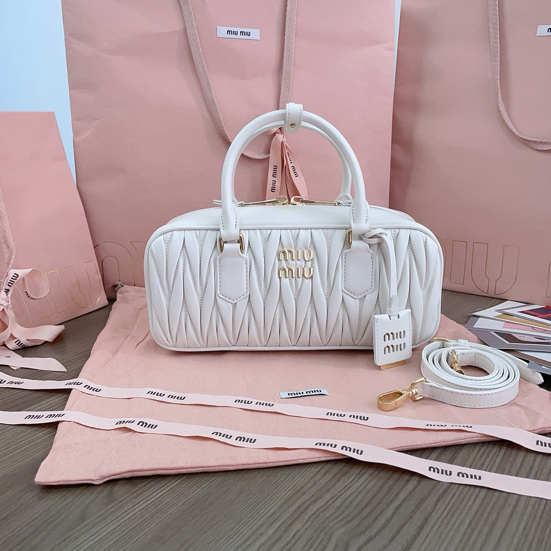 미우미우 5BB148 여자가방